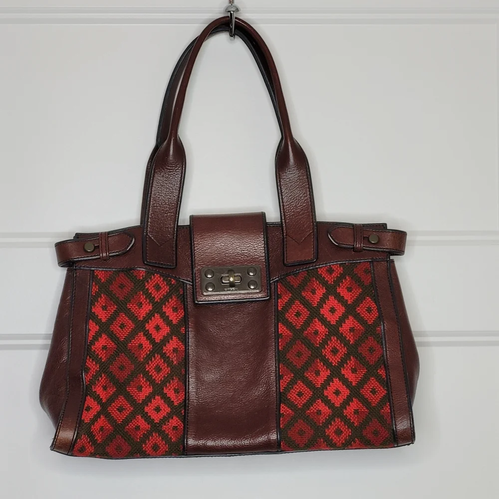 Vintage Fossil Reissue Tapestry Kilimanjaro Leather Hand Bag Turn-Lock Red Brown - Picture 12 of 16